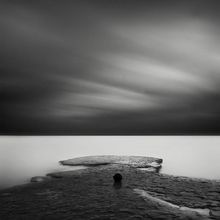 Nathan Wirth 的黑白摄影空间，空无的寂静-13