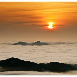 香港风光摄影作品欣赏：海岸、山峰、云海